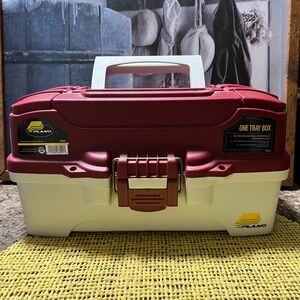 Red and White One Tray Box